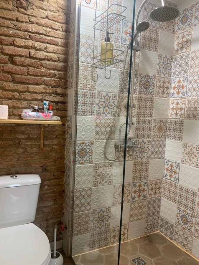 Cozy&Stylish Jonjoli Apartment Tbilisi ภายนอก รูปภาพ