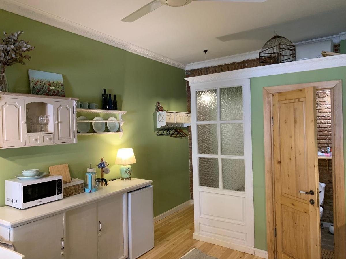 Cozy&Stylish Jonjoli Apartment Tbilisi ภายนอก รูปภาพ